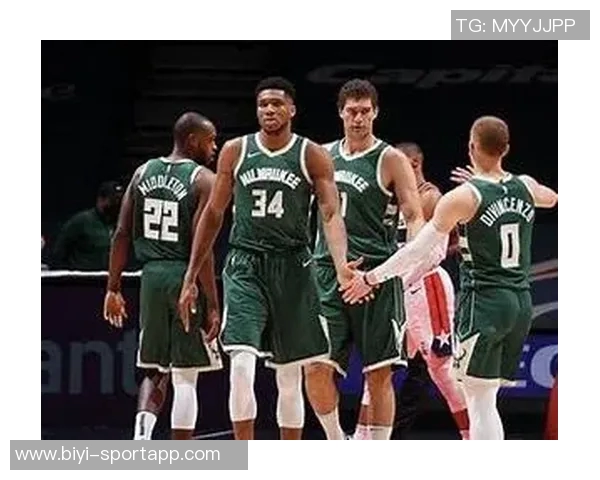 张佳玮分析雄鹿队实力字母哥连续八年称霸东部第一人